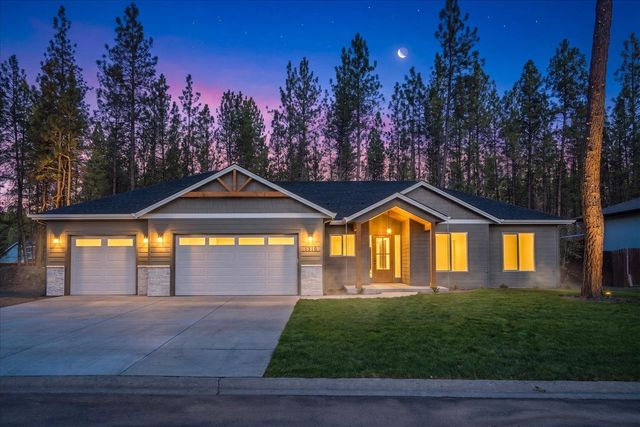 7310 W Kendick Ave, Nine Mile Falls, WA 99026
