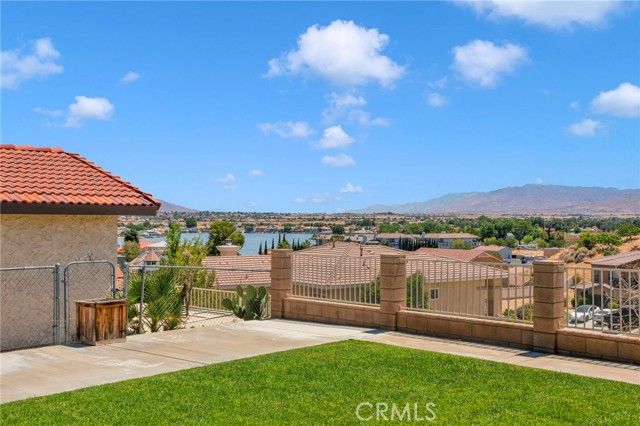 17965 Fremontia Lane, Victorville, CA 92395