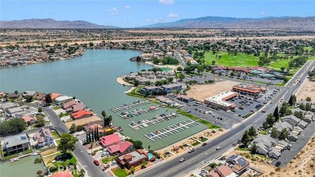 17965 Fremontia Lane, Victorville, CA 92395