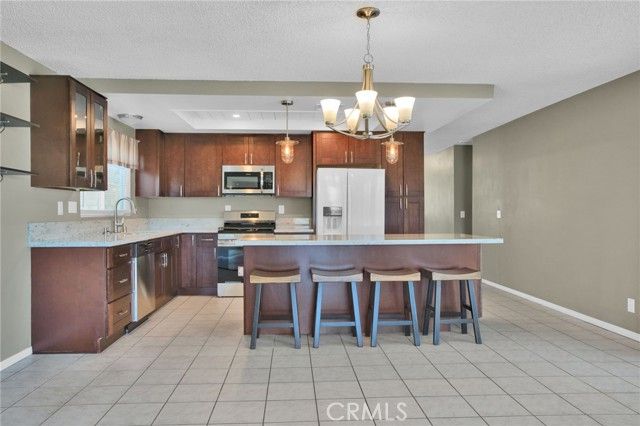 17965 Fremontia Lane, Victorville, CA 92395