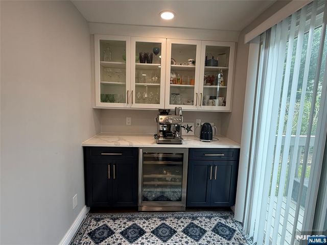 121 Newcomb, Tenafly, NJ 07670