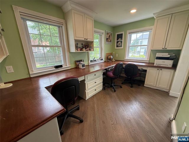 121 Newcomb, Tenafly, NJ 07670