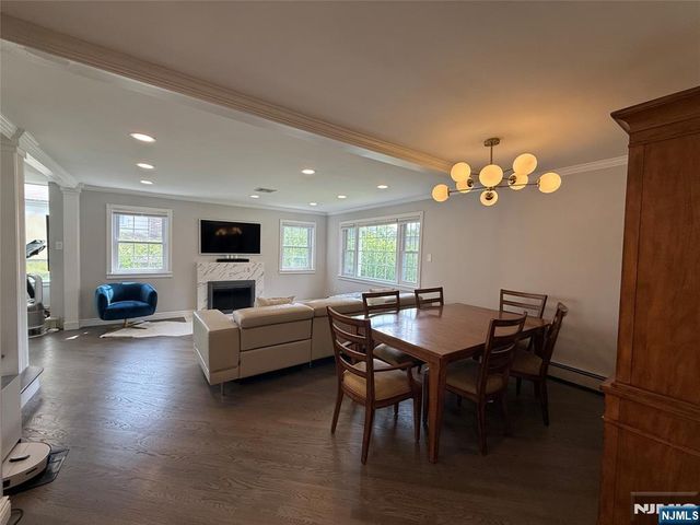 121 Newcomb, Tenafly, NJ 07670