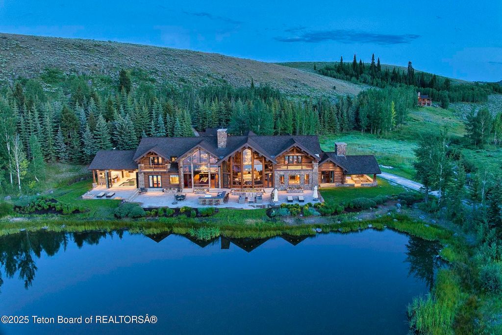 3000 N RIVA RIDGE Road, Jackson, WY 83001