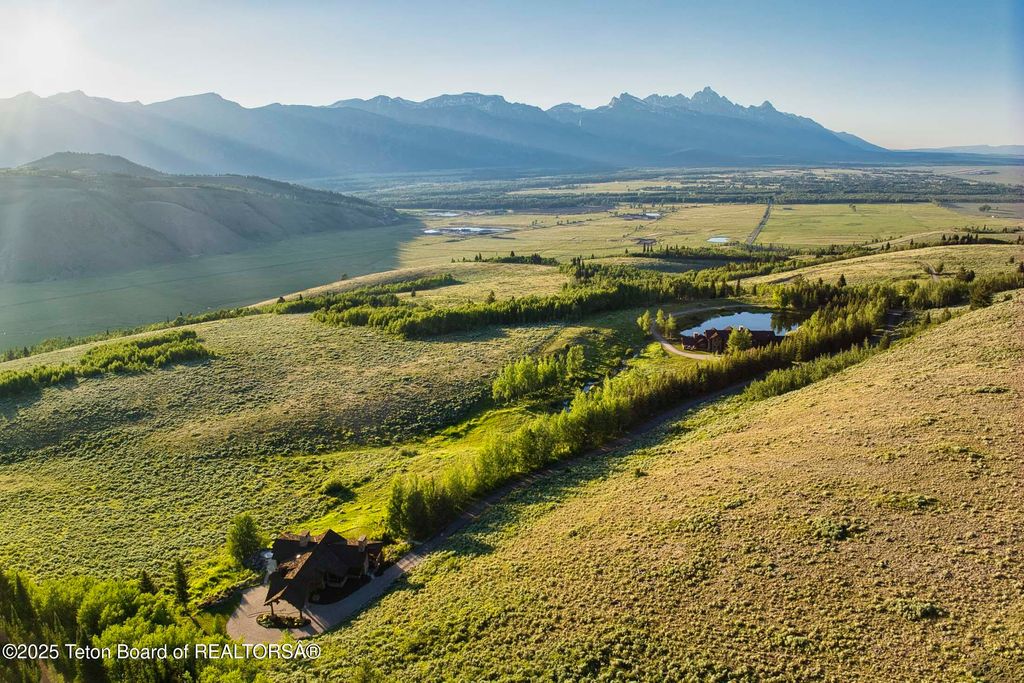 3000 N RIVA RIDGE Road, Jackson, WY 83001 photo 2