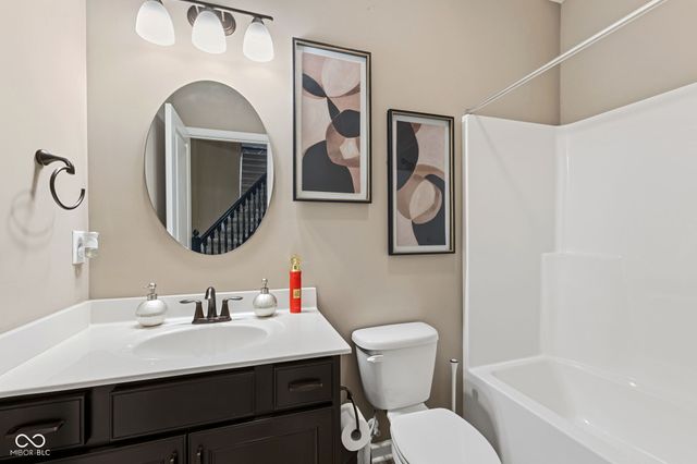 9105 Thames Drive, Avon, IN 46123