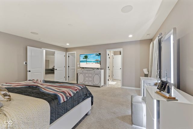 9105 Thames Drive, Avon, IN 46123