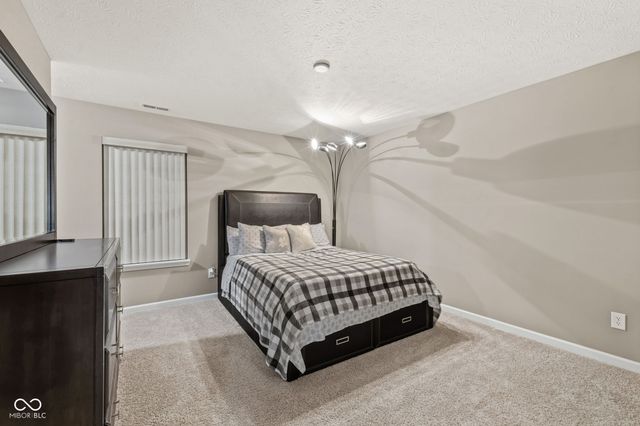 9105 Thames Drive, Avon, IN 46123