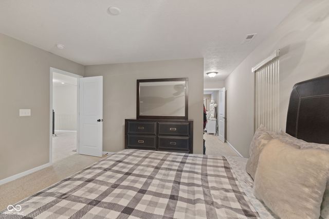 9105 Thames Drive, Avon, IN 46123