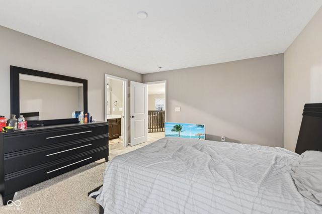 9105 Thames Drive, Avon, IN 46123