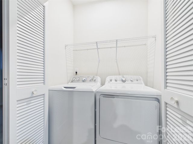 2108 Trout Lily Lane, Matthews, NC 28104