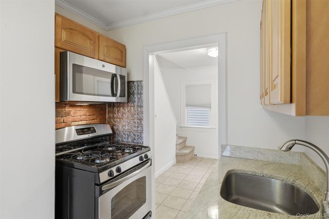 20 Samstag Avenue, Ossining, NY 10562