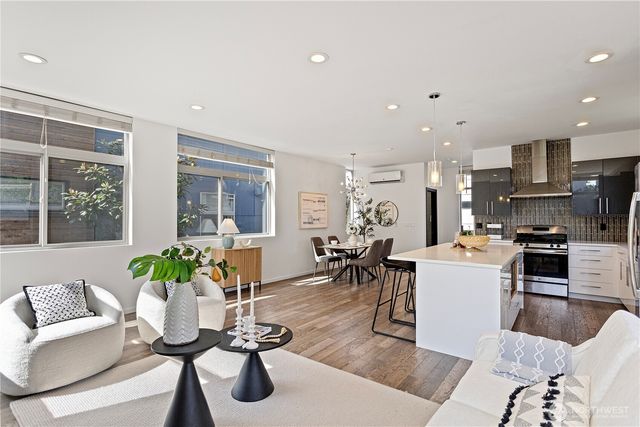 2234 NW 62nd Street, Seattle, WA 98107
