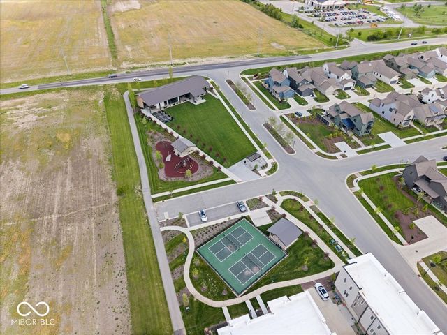 17347 Newton Main Street, Westfield, IN 46074