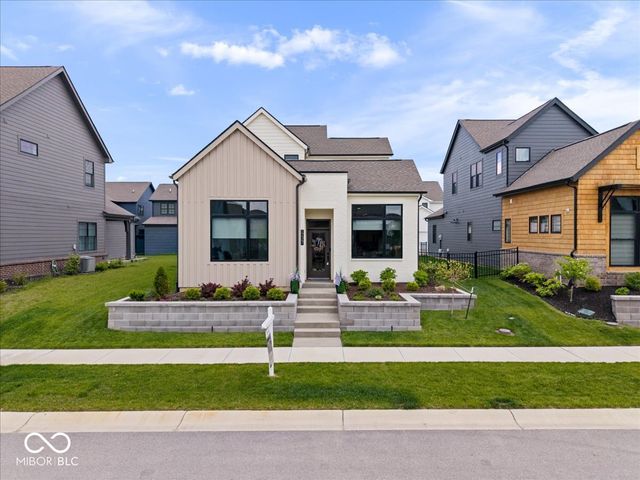 17347 Newton Main Street, Westfield, IN 46074