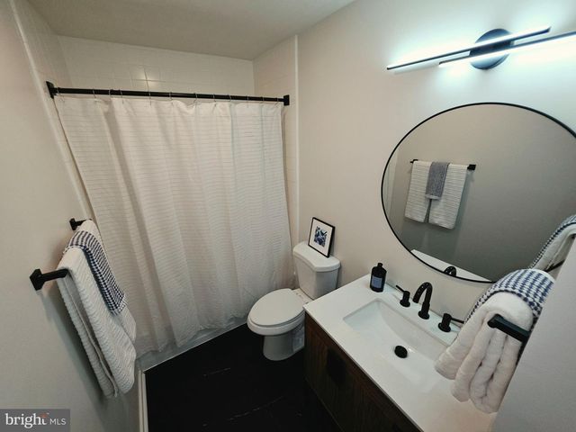 11545 MAPLE RIDGE RD, Reston, VA 20190