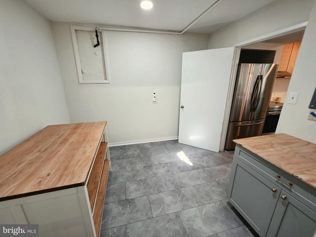 11545 MAPLE RIDGE RD, Reston, VA 20190