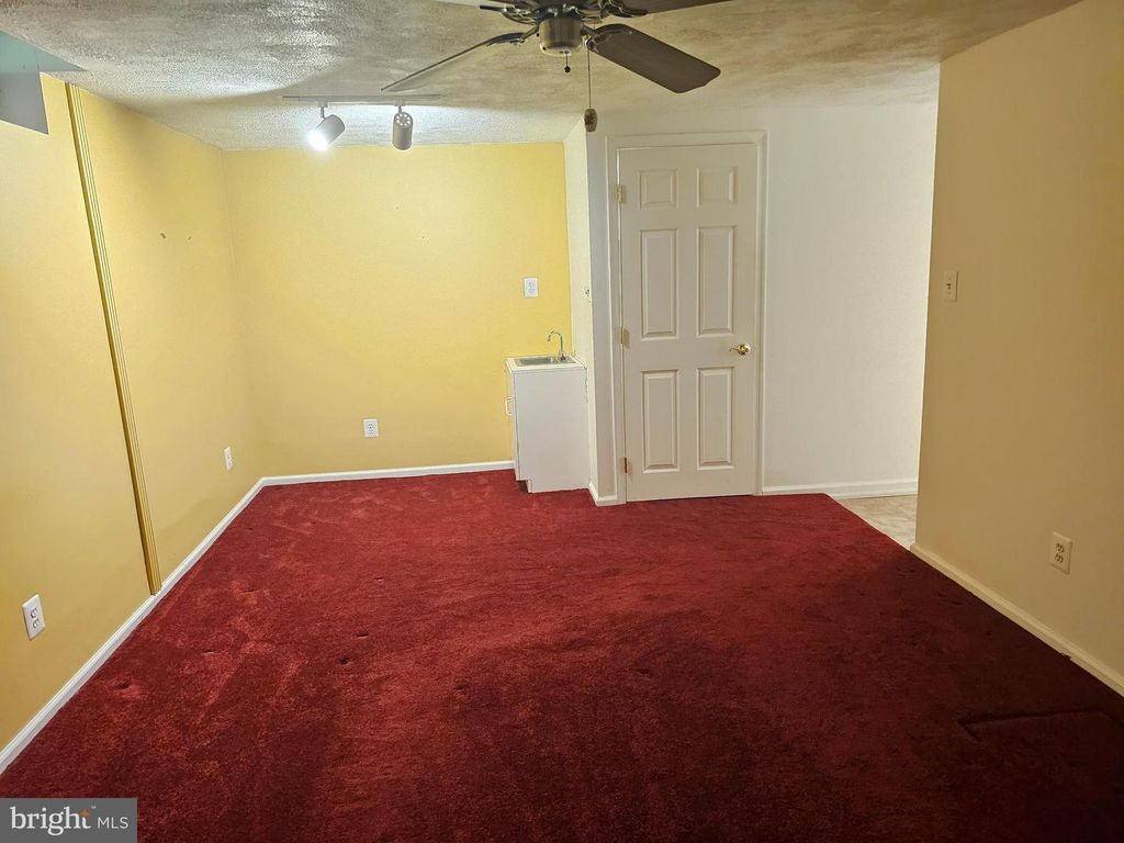 40 WHITE PINE CT, Cockeysville, MD 21030