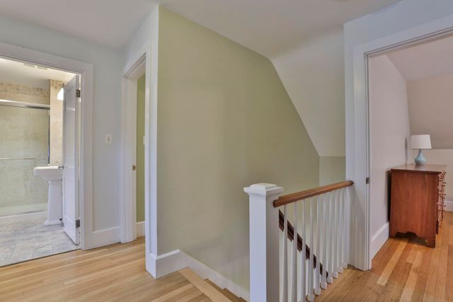 25 Eastman Street, Nashua, NH 03060