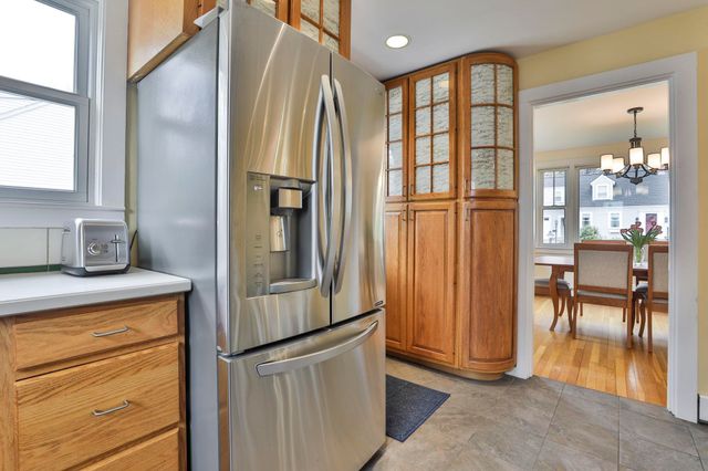 25 Eastman Street, Nashua, NH 03060