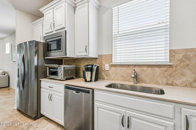 11191 LENORA Court, Jacksonville, FL 32256