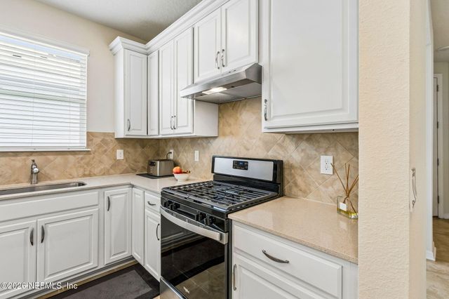 11191 LENORA Court, Jacksonville, FL 32256