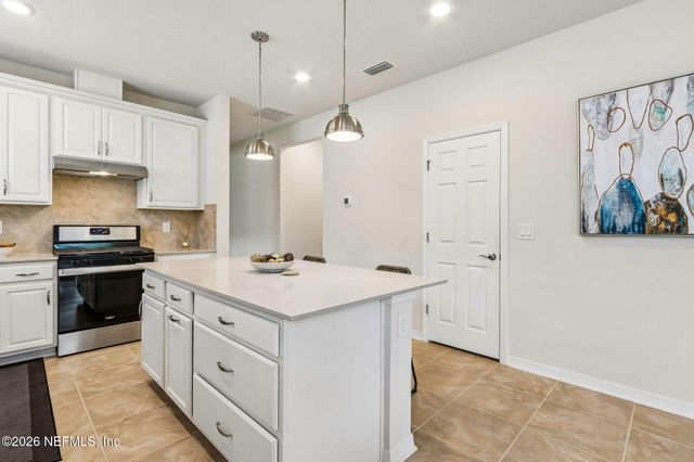 11191 LENORA Court, Jacksonville, FL 32256