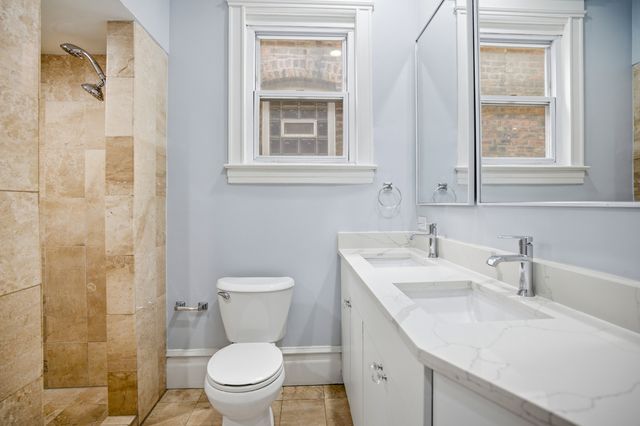 4937 S Prairie Avenue, Chicago, IL 60615