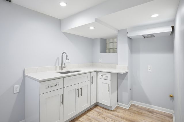 4937 S Prairie Avenue, Chicago, IL 60615