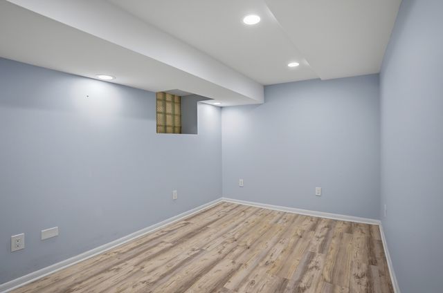 4937 S Prairie Avenue, Chicago, IL 60615
