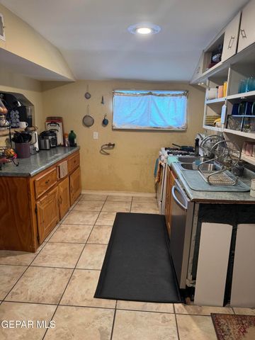 309 EDGAR Road, El Paso, TX 79932