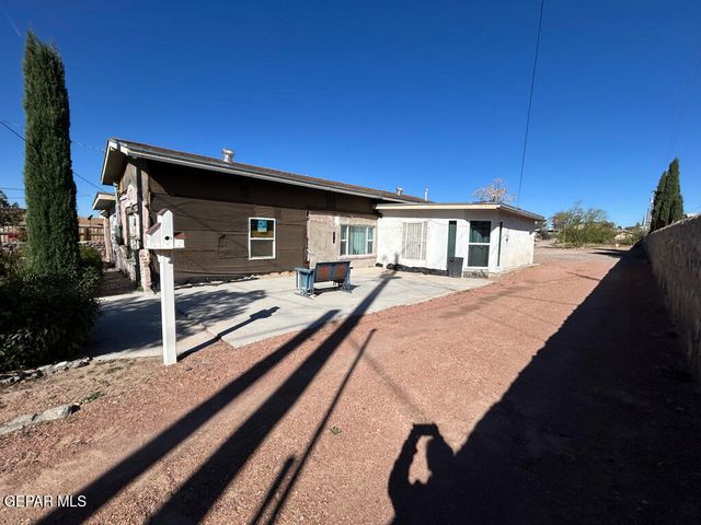 309 EDGAR Road, El Paso, TX 79932