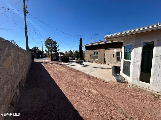 309 EDGAR Road, El Paso, TX 79932