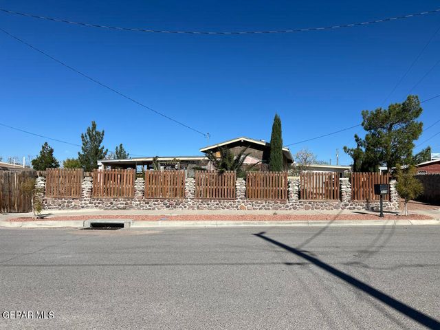 309 EDGAR Road, El Paso, TX 79932