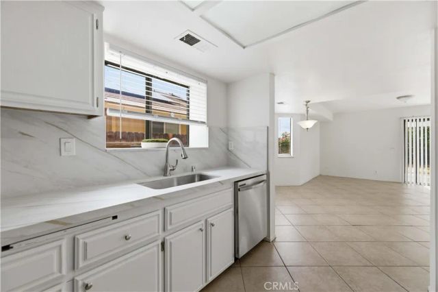 1212 W Ave H4, Lancaster, CA 93534