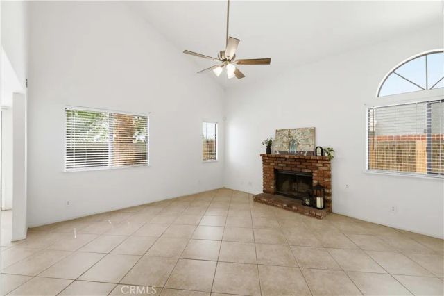 1212 W Ave H4, Lancaster, CA 93534