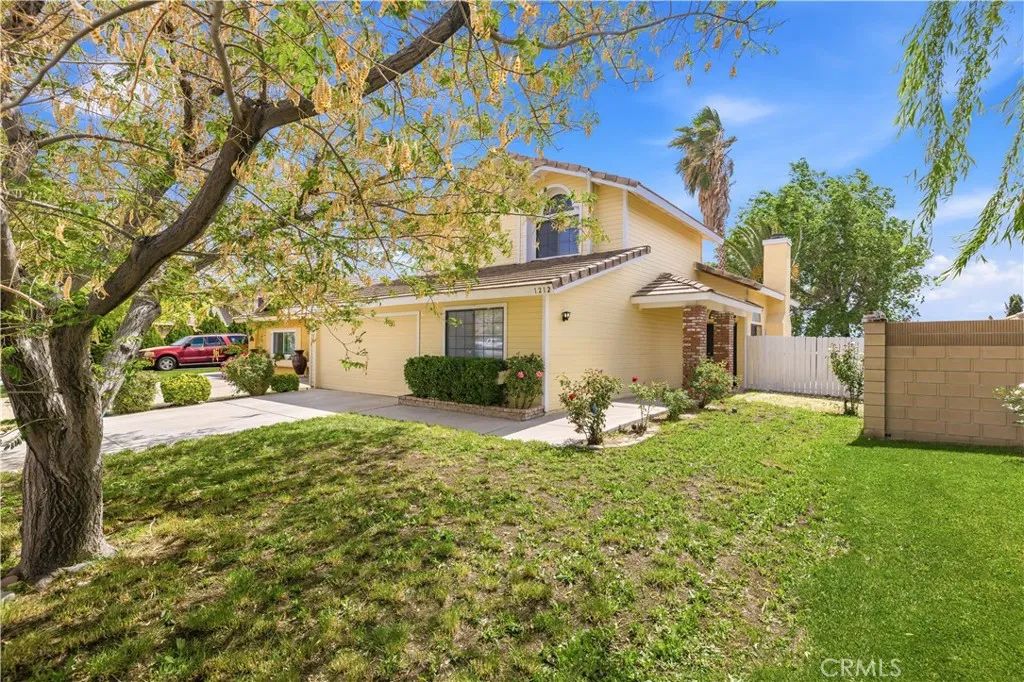 1212 W Ave H4, Lancaster, CA 93534