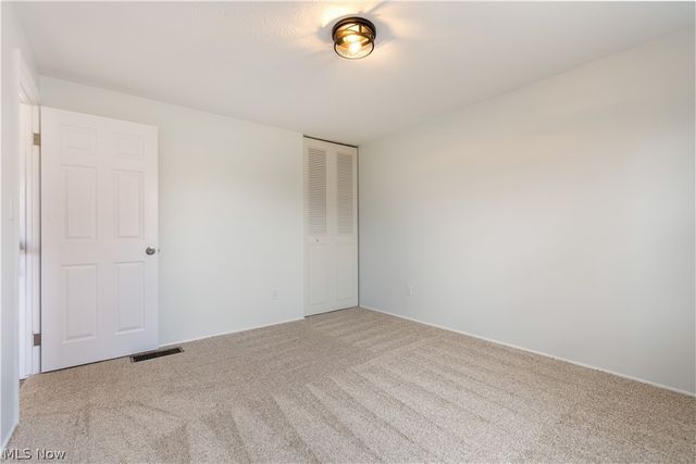 350 Silver Meadows Drive, Kent, OH 44240