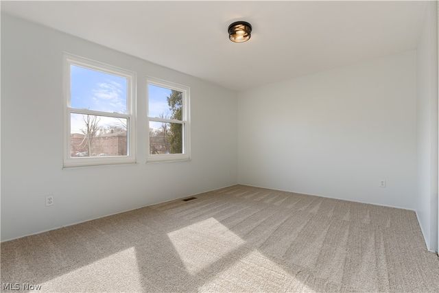 350 Silver Meadows Drive, Kent, OH 44240