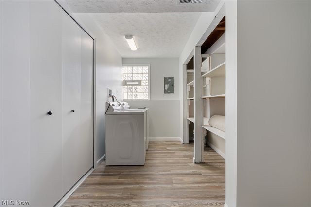 350 Silver Meadows Drive, Kent, OH 44240