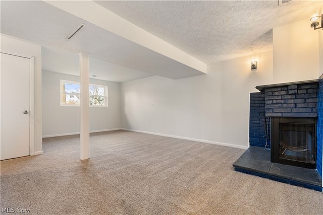 350 Silver Meadows Drive, Kent, OH 44240