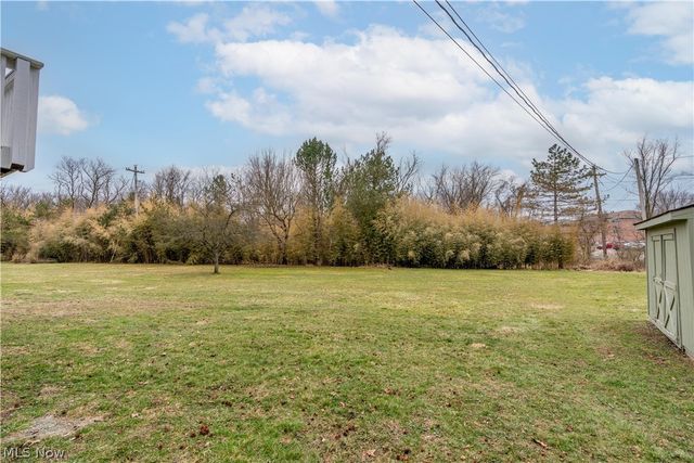 350 Silver Meadows Drive, Kent, OH 44240