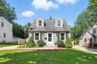 2909 S Orleans AVENUE, West Allis, WI 53227