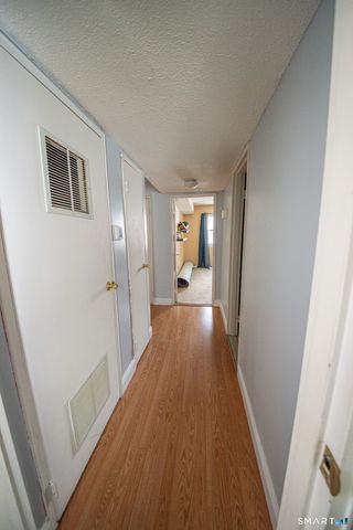 4 Georgetown Drive F, Enfield, CT 06082