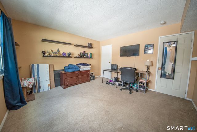 4 Georgetown Drive F, Enfield, CT 06082