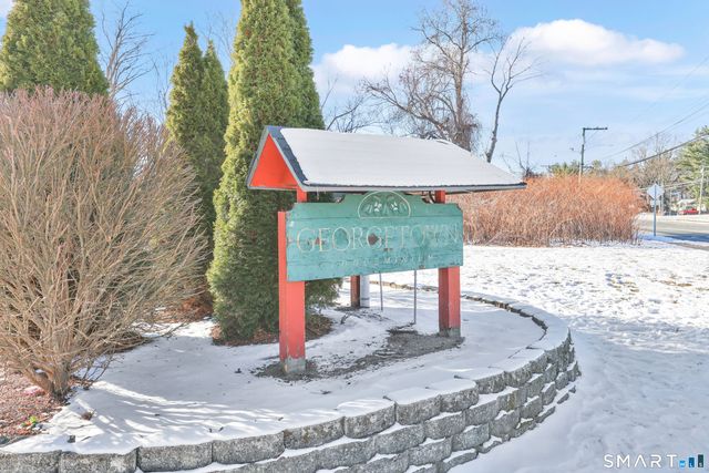 4 Georgetown Drive F, Enfield, CT 06082