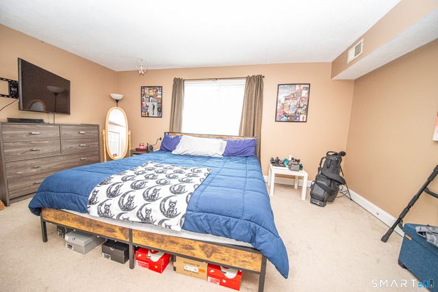 4 Georgetown Drive F, Enfield, CT 06082