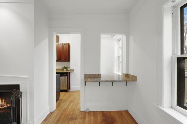 220 Marshall Avenue 3, Saint Paul, MN 55102