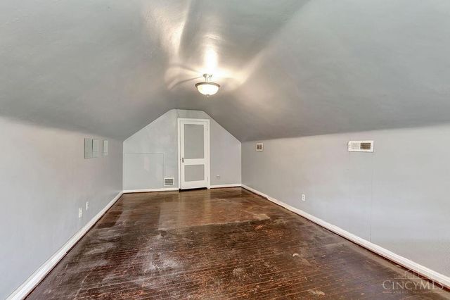 6820 Vinewood Avenue, Cincinnati, OH 45227