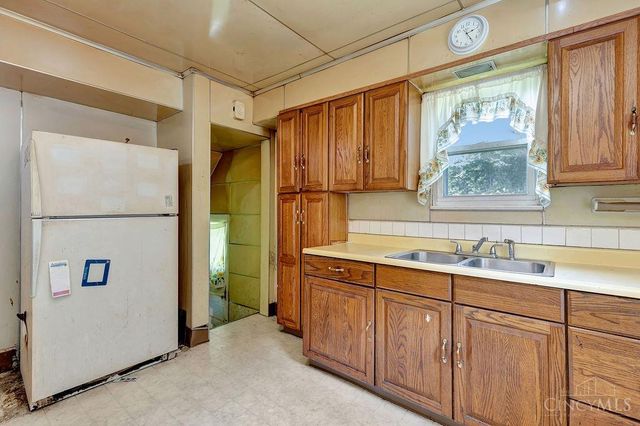 6820 Vinewood Avenue, Cincinnati, OH 45227